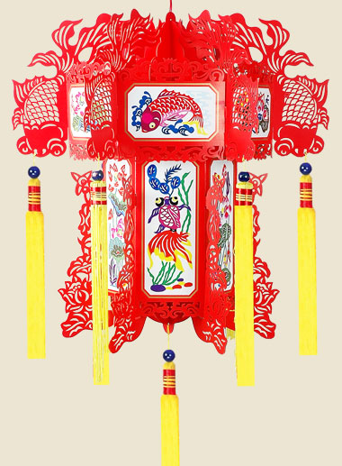 “連年有余”紙雕宮燈